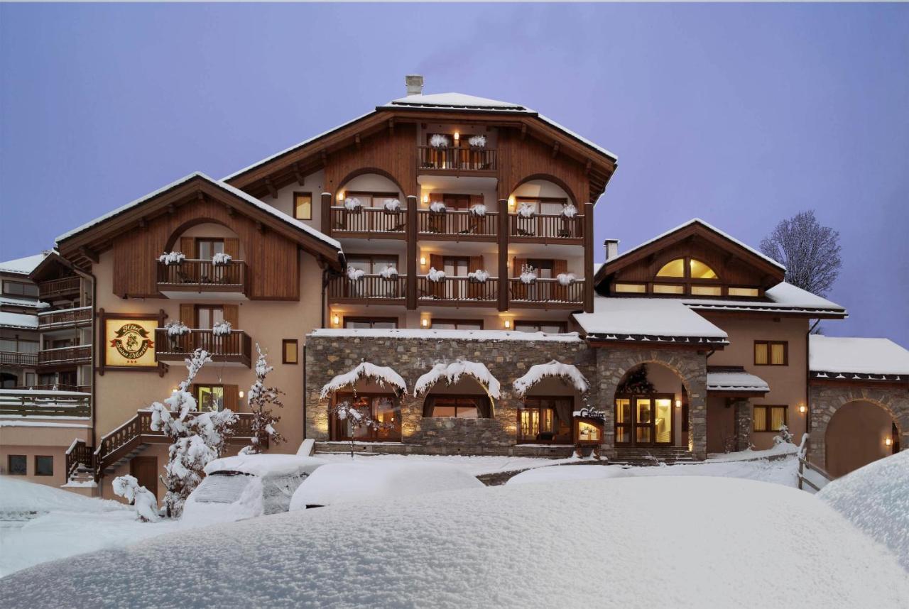 Hotel Saint-Martin Bagian luar foto