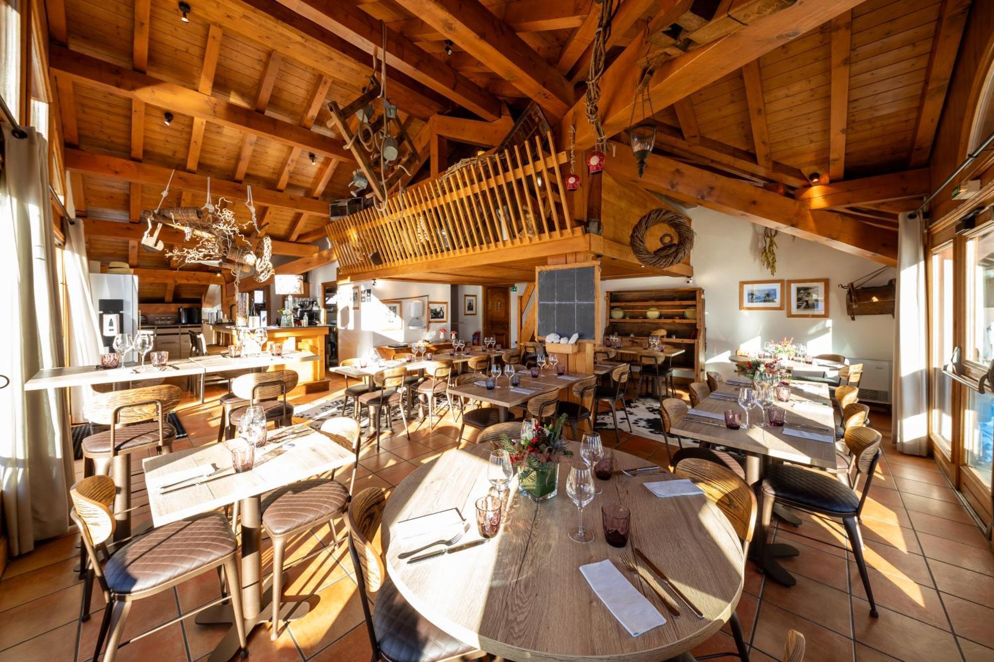 Hotel Saint-Martin Bagian luar foto